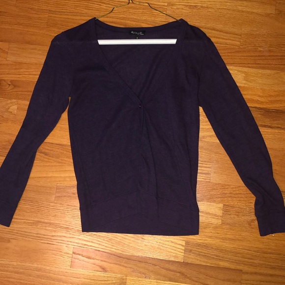 Sweater button up - Picture 1 of 1